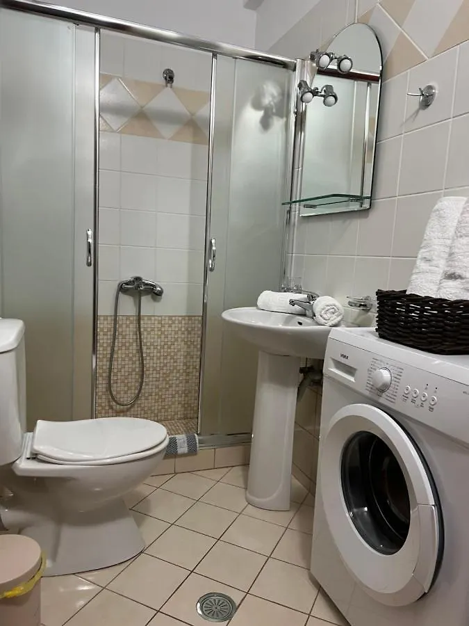 Apartment Katherina Sarande 0*,